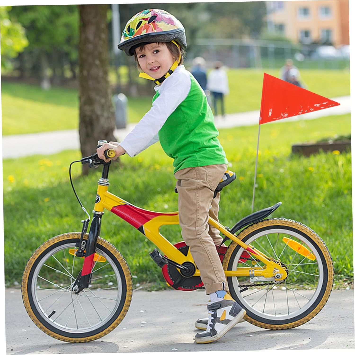 Bike Flags with Pole, Reflective Bike Safety Flag, Adjustable Height Bicycle Flag, High Visibility Go Kart Flags with Mounting Bracket Bike Flag