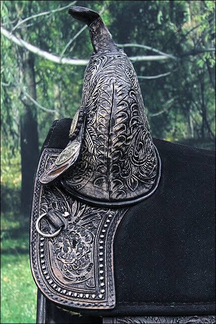 Hilason 16 in Western Horse Saddle Treeless Trail Barrel Leather