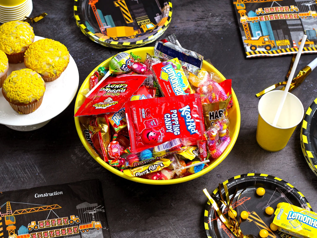 Candy Mix Assorted - Easter Candies Bulk - 4 Pounds - Pinata Stuffers - Fun Size Candies for Kids