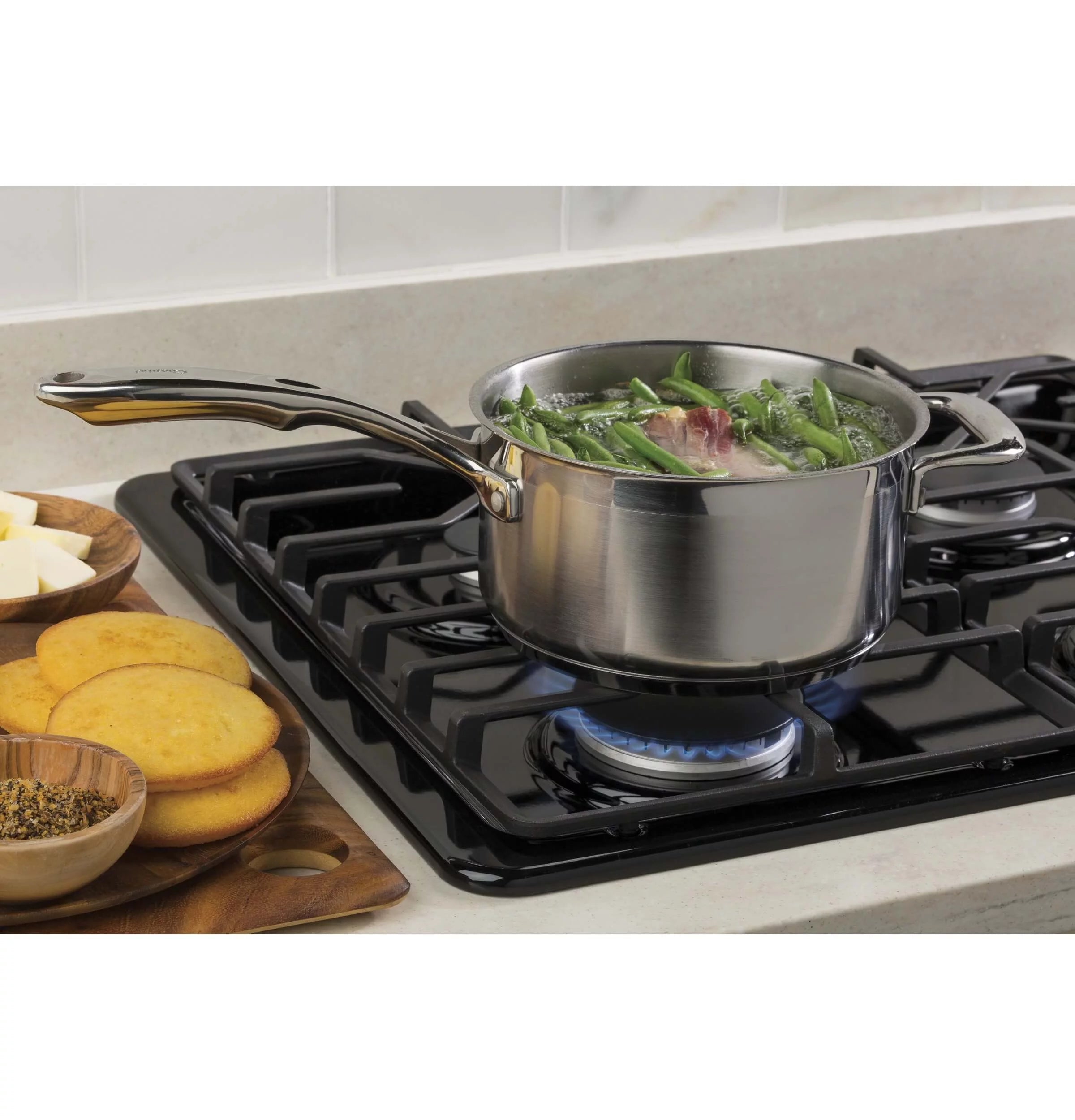 GE JGP3530DLBB 30 inch Black 4 Burner Gas Cooktop