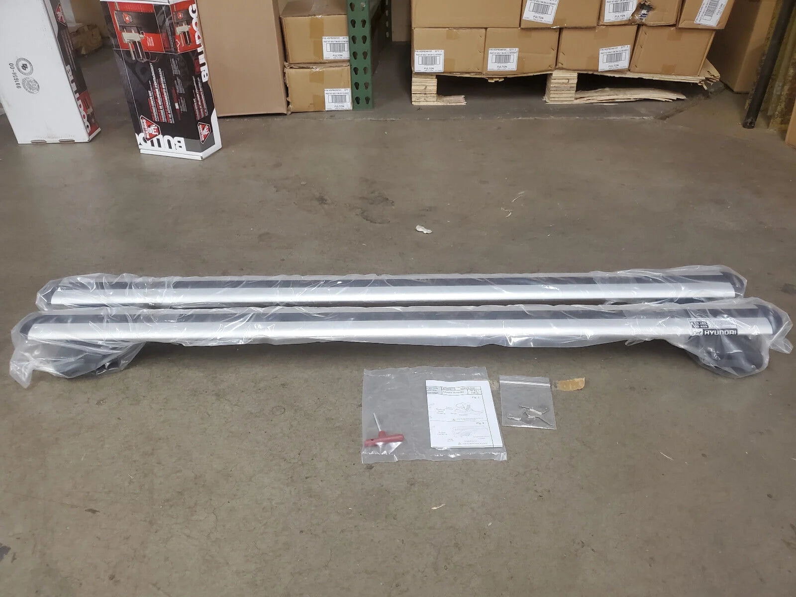 Roof Rack Cross Bars For 2013-2018 Hyundai Santa Fe w/ Existing Roof Rails 38843