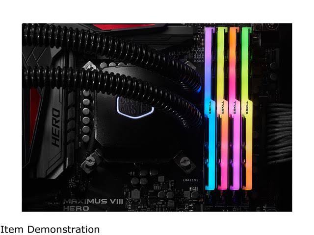 G.SKILL TridentZ RGB Series 32GB (4 x 8GB) 288-pin DDR4 SDRAM DDR4 3600 (PC4 28800) Desktop Memory Model F4-3600C18Q-32GTZR