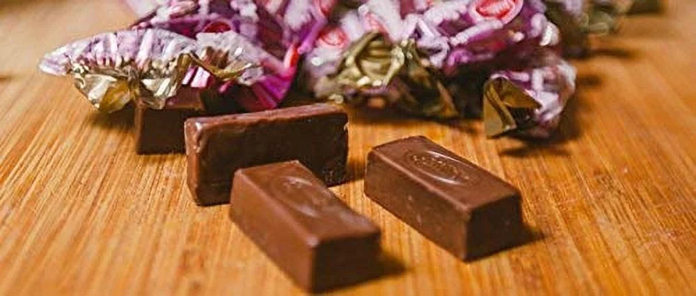Cholate Gallito Choco Risas Tapita, Milan, Guayabita, Milan Menta. Assortment Pack 330g Product from Costa Rica