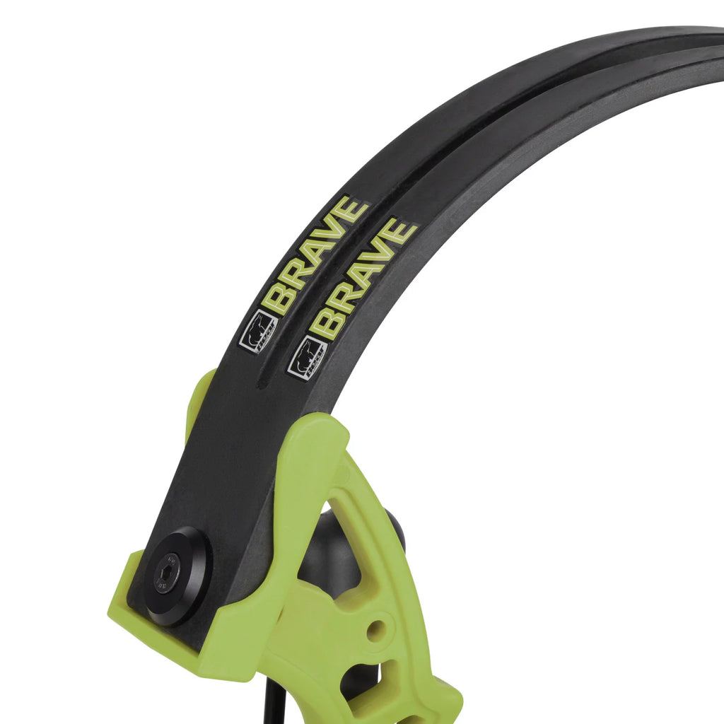 Bear Archery Brave Youth Bow Includes Whisker Biscuit, Arrows, Armguard, and Arrow Quiver Recommended for Ages 8 and Up –&nbsp;Green