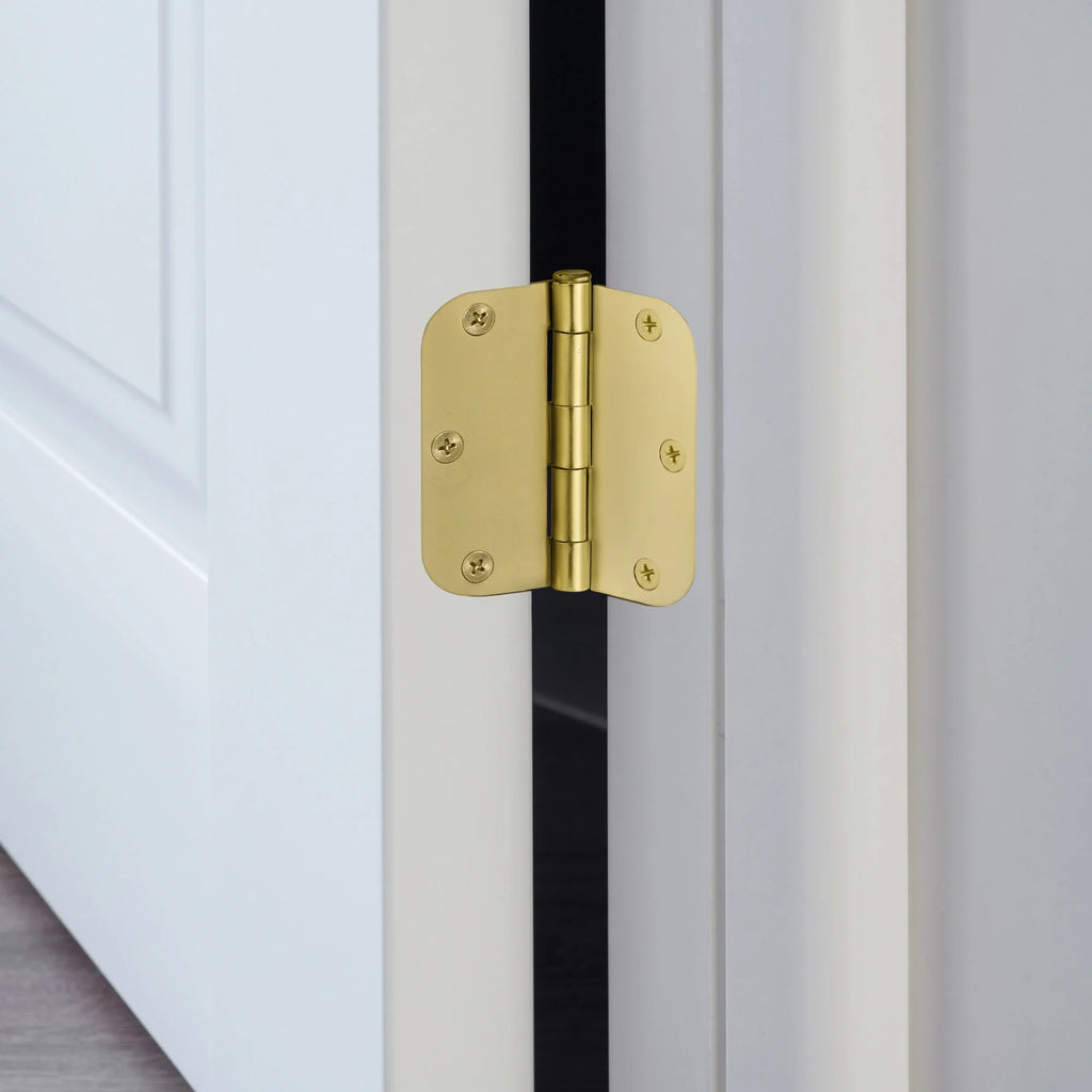 Door Hinges for Interior Doors 12-Pack 3.5-inch x 3.5-inch – Rounded 5/8-inch Radius Steel Door Hinge – Satin Brass – Fits Standard Doors – Design House 189795